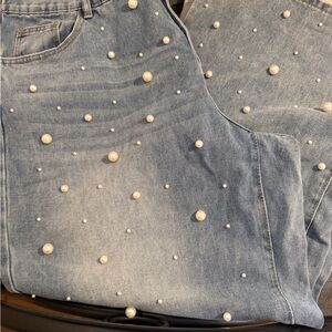 SHEIN Light Blue Pearl Studded Straight Leg Jeans